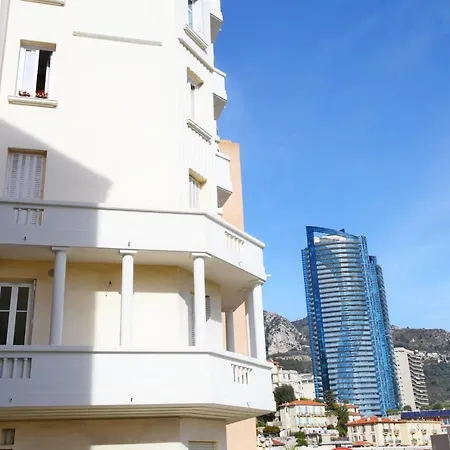 N.1 Flat Beausoleil. Ric'keys Daire Beausoleil
