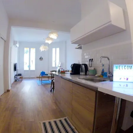 N.1 Flat Beausoleil. Ric'keys Appartement *
